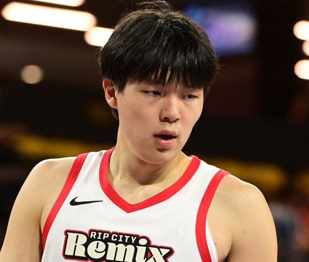 더 많이 싸울수록 좋습니다! 양한센은 한 쿼터에서 2득점 3리바운드 3어시스트를 기록했다.