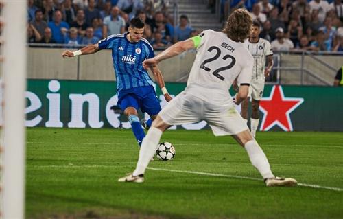스코어보드 슬로반 브라티슬라바 vs Midtjylland