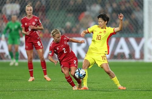 중국 여자 축구팀 vs 아이티 여자 축구팀