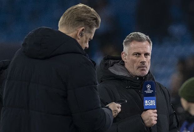 혼란스러운 작전! 캐러거는 한때 도르트문트 팬존에 입장해 경기를 관람하자고 제안했지만 맨체스터 시티는 이를 거부해 무산됐다.