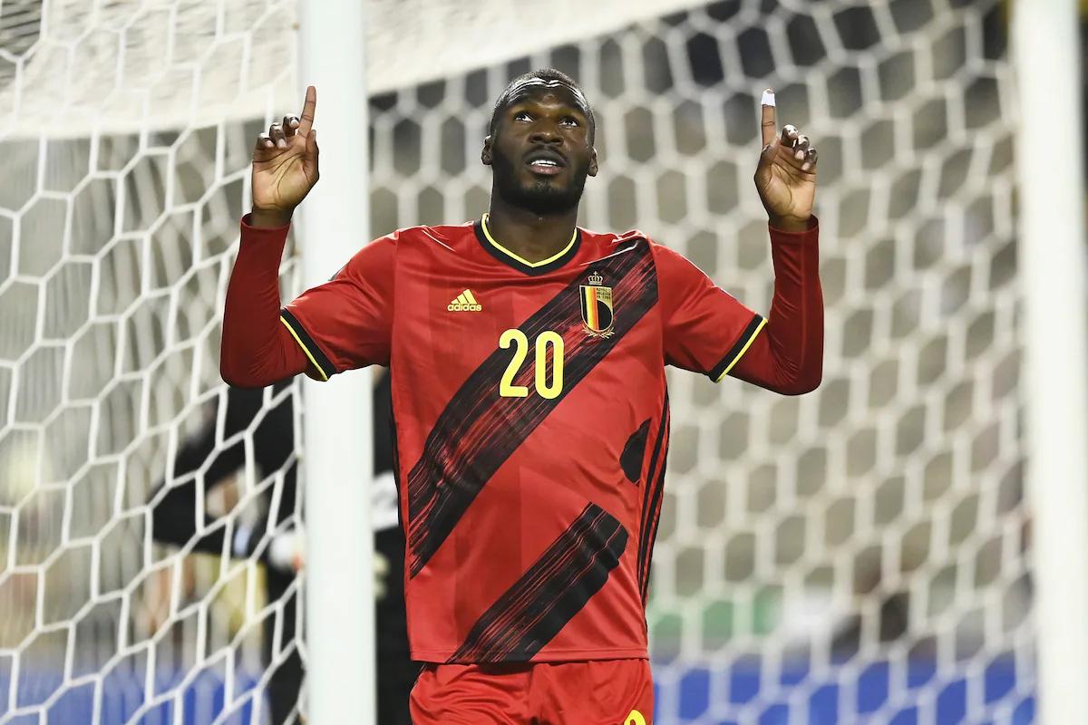 Benteke는 3년 동안 벨기에 팀을 놓친 것에 대해 응답했습니다. 축구 관점에서만 볼 때 저는 충분히 선발될 자격이 있습니다.