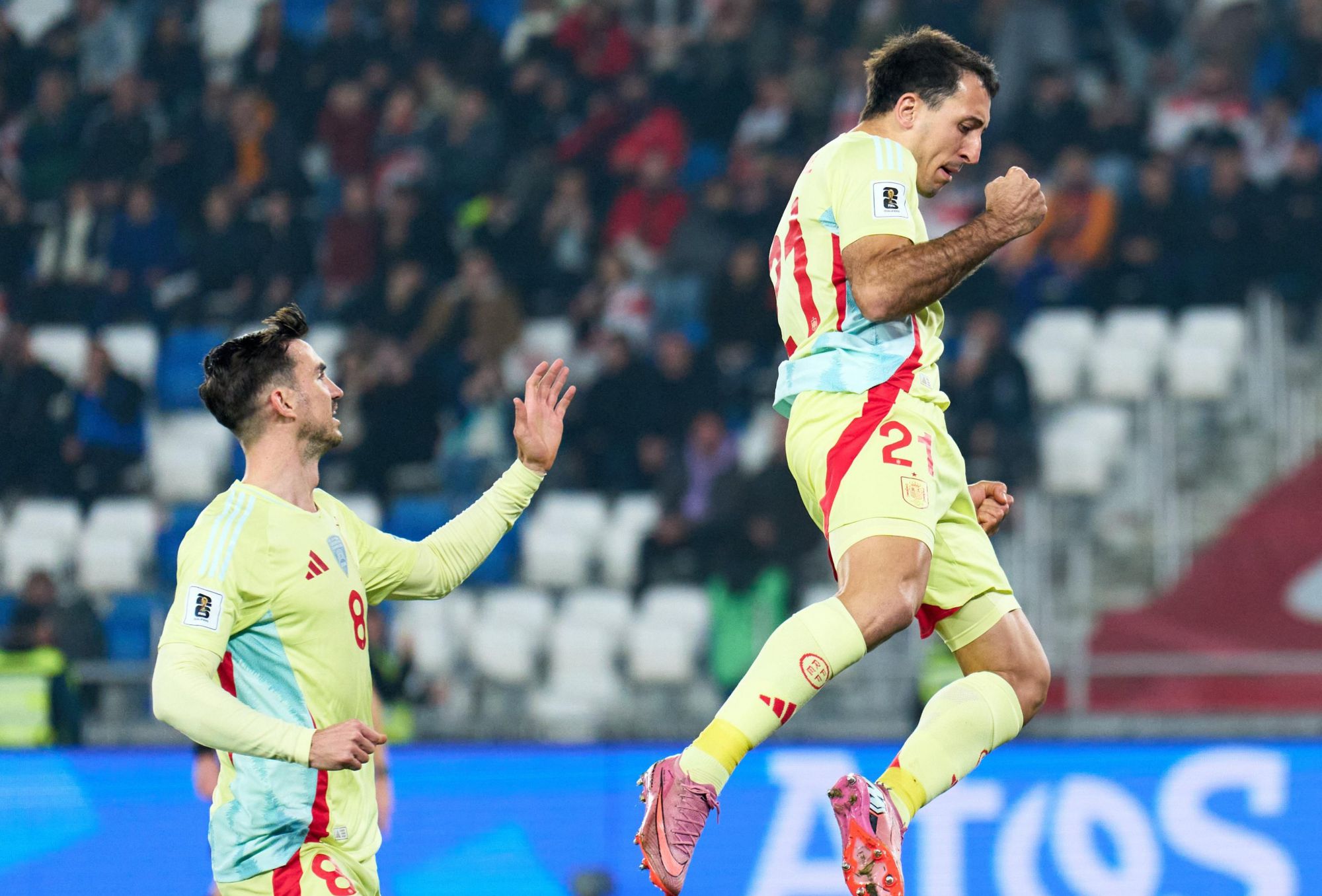 스페인, 조지아를 4-0으로 꺾고 공식대회 30경기 연속 무패로 팀 역사상 최다 기록 경신