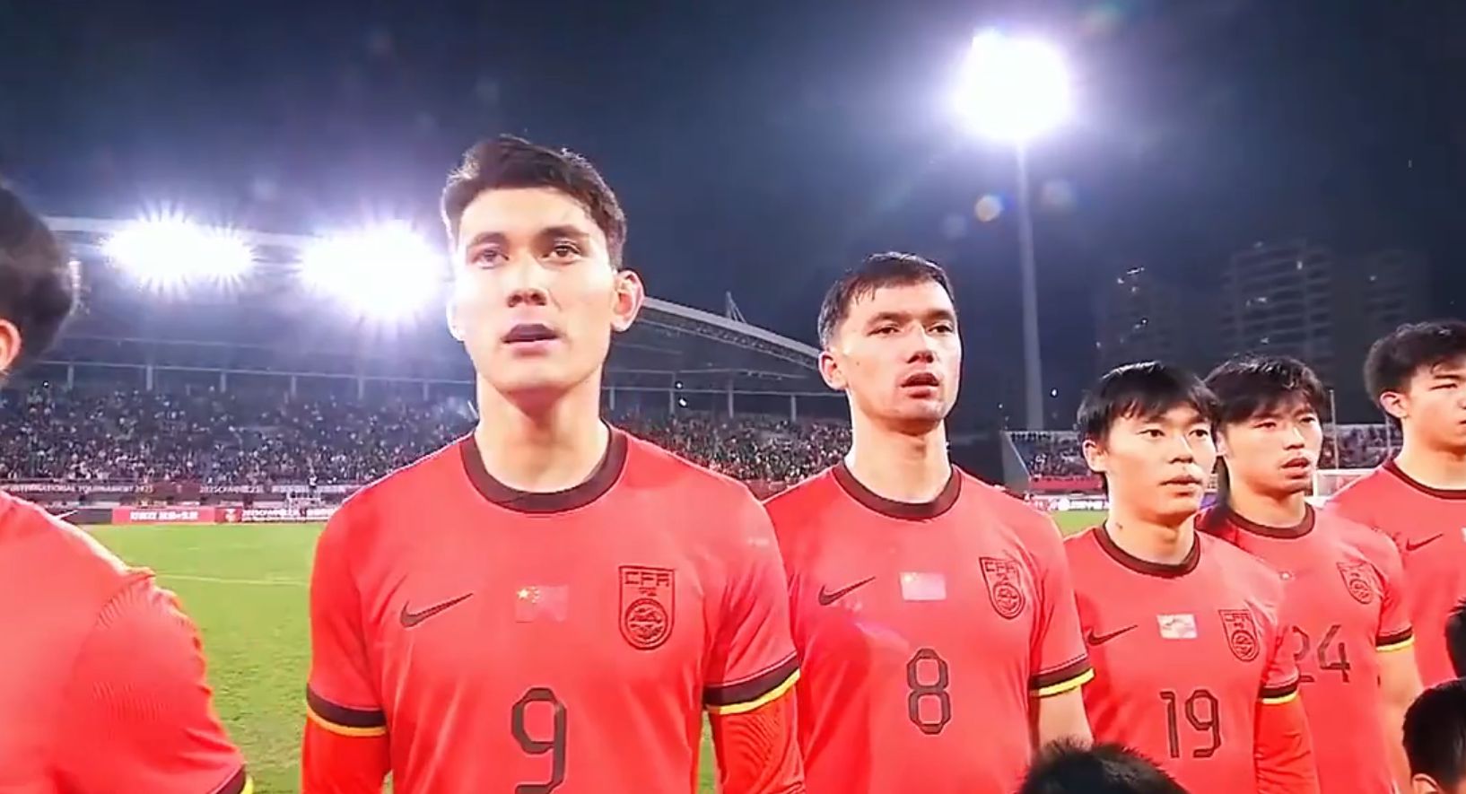 U22 축구대표팀의 한국 승리에 대한 뜨거운 논의: 바이허 라무를 어떻게 활용하느냐에 달려 있다. 한국은 대학팀같아